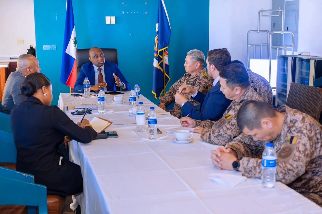 Haïti renforce l’offensive : la FRG et la Défense unissent leurs forces contre les gangs