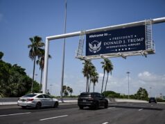 Floride : l’aéroport de Palm Beach rebaptisé au nom de Donald Trump, une décision qui suscite la controverse