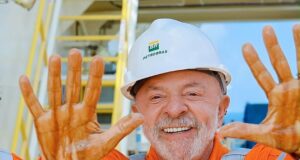 Brésil : Lula présente le pétrole au large de l’Amazonie comme un « passeport pour l’avenir »